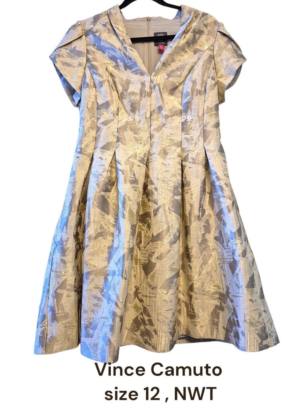 Vince Camuto NWT Gold Metallic Jacquard V-Neck Fit & Flare Dress Size 12
